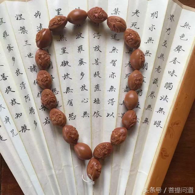 专业的人做专业的事，专业核雕人教你如何挑选和保养橄榄核！