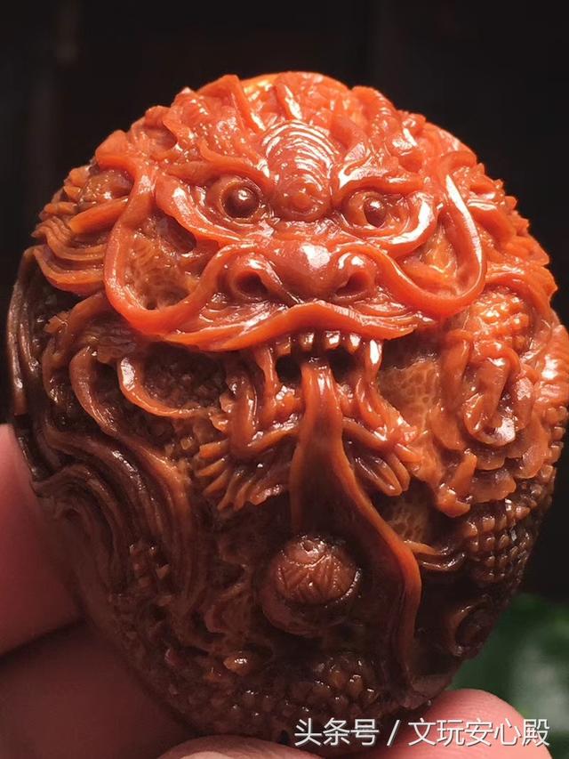 苏工橄榄核龙行天下核雕欣赏