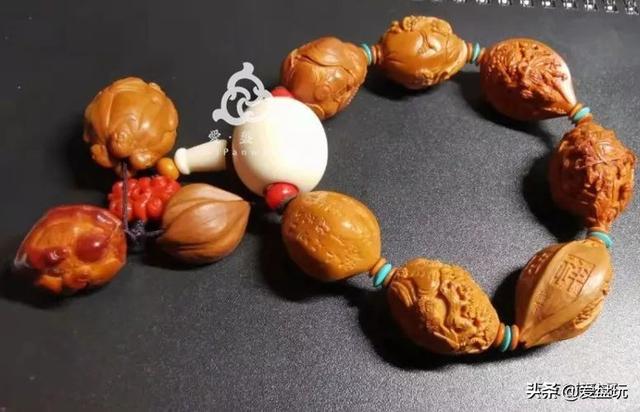 一条花4万买的橄榄核手串，他想当传家宝