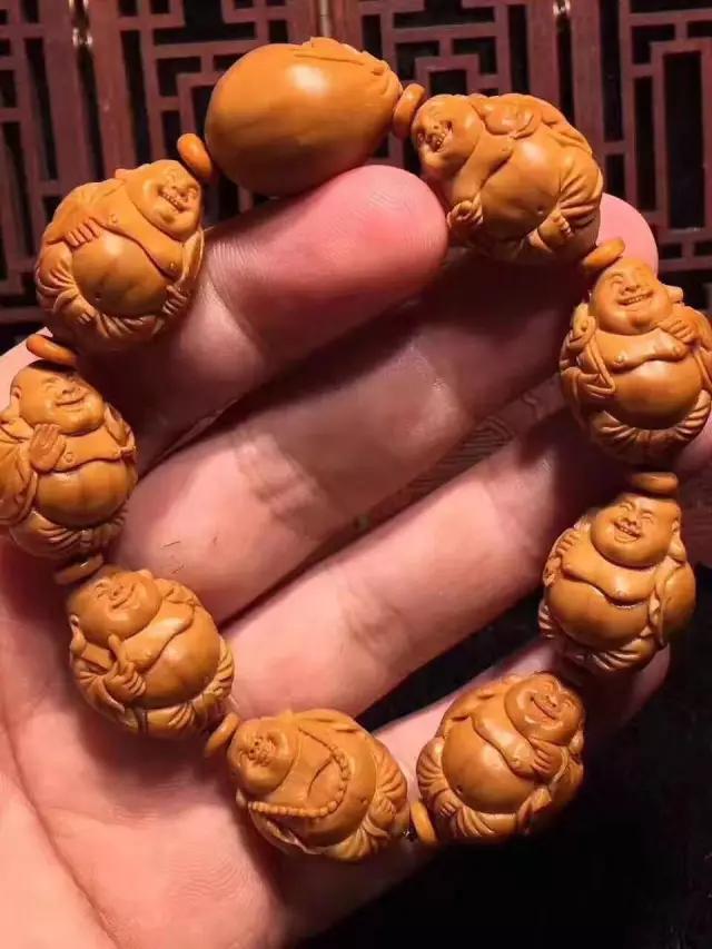 橄榄核手串为什么老盘不红呢? 这五大自然因素很关键！