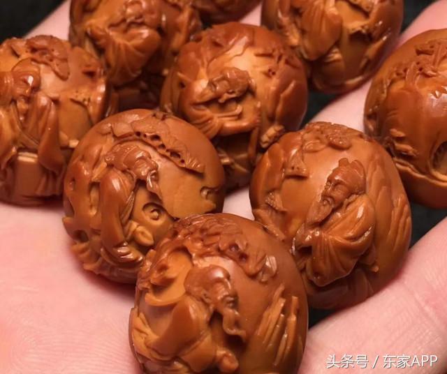 刚入手的核雕作品才两天就裂了？很有可能是你的盘玩方法有问题！