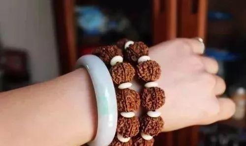 汗手？盘着六样