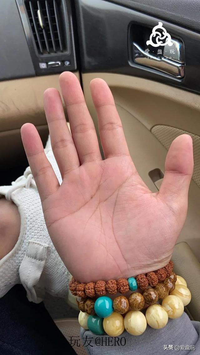 一条小金刚，他盘了720天，包浆很赞，谁说大干手不适合盘串